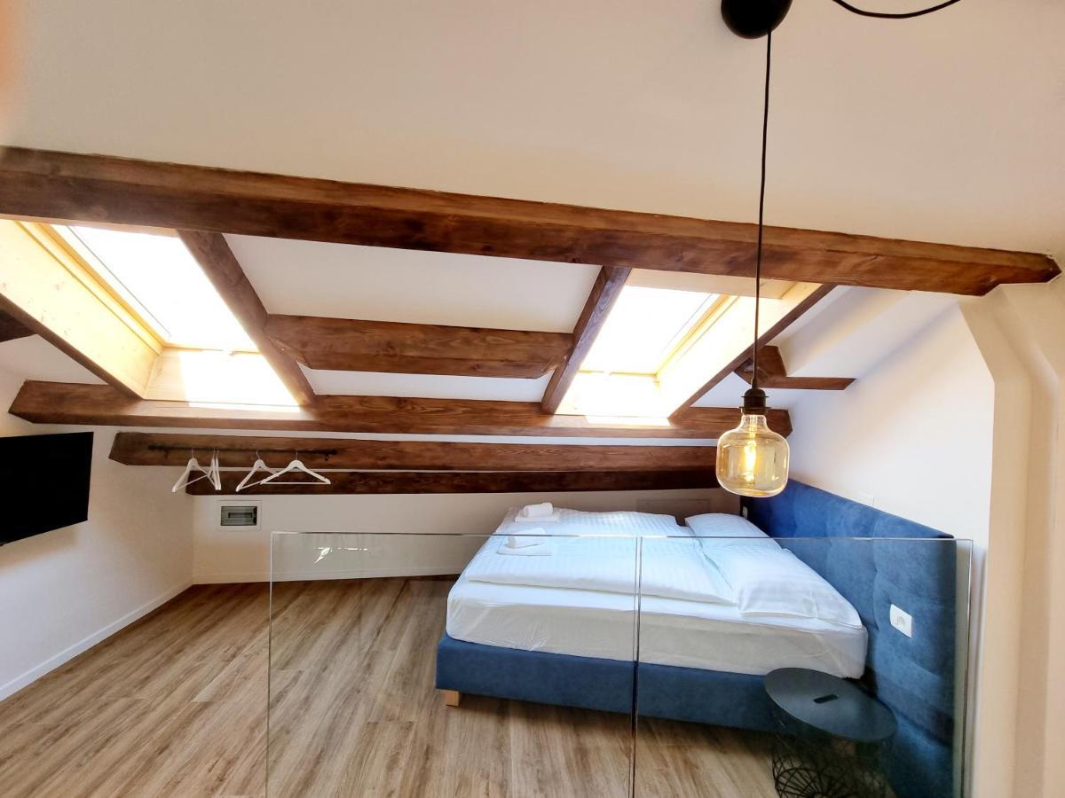Akvatour Apartments 皮兰 外观 照片